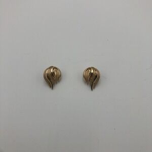 Crown Trifari Clip On Earrings Vintage 50s 60s‎ Gold Tone Flashy Unique Design